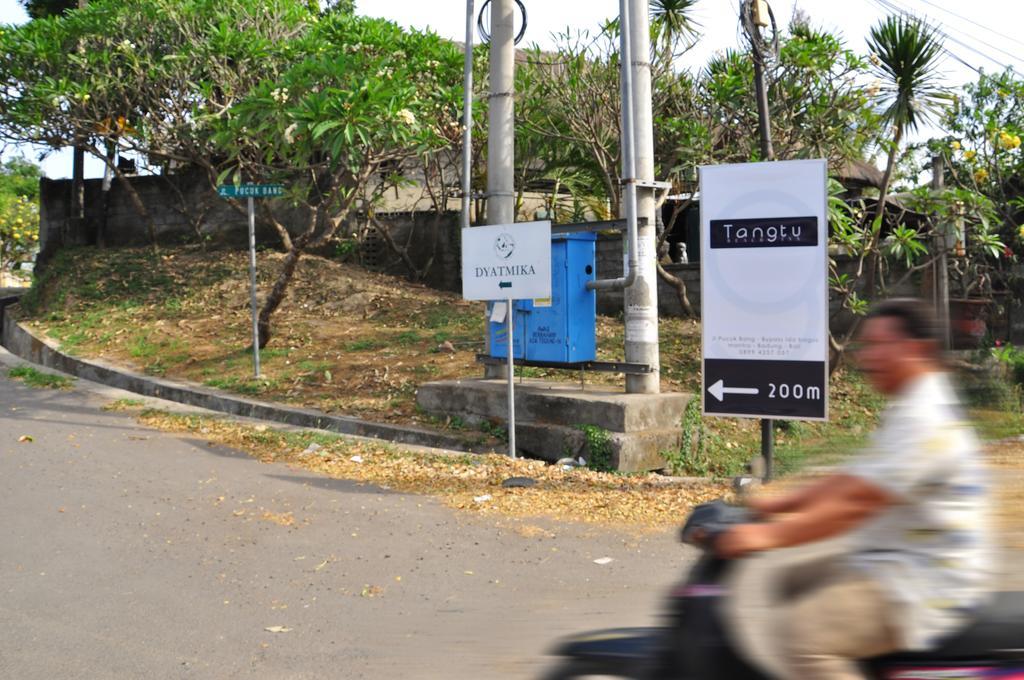 Villa Tangtu Beach Inn Sukawati Exterior foto